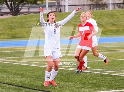 Thumbnail 3 in East vs Woods Cross (UHSAA 4A Semifinal) photogallery.