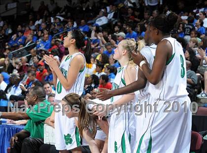 Thumbnail 2 in Bishop Amat vs. St. Mary's (CIF State D3 Final) photogallery.