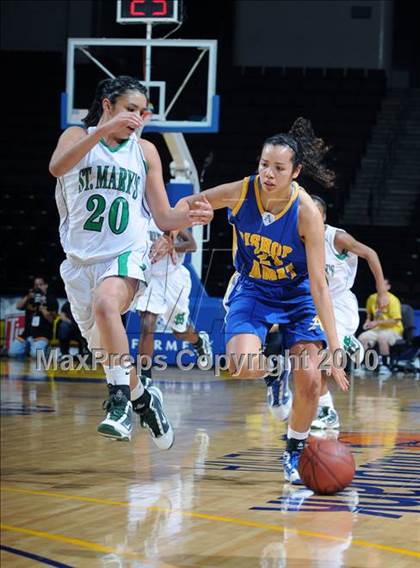 Thumbnail 2 in Bishop Amat vs. St. Mary's (CIF State D3 Final) photogallery.