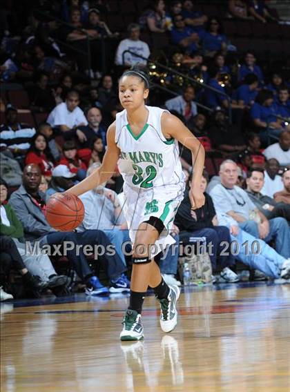 Thumbnail 1 in Bishop Amat vs. St. Mary's (CIF State D3 Final) photogallery.