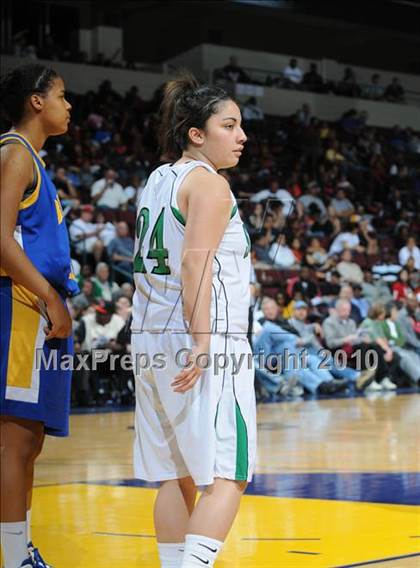 Thumbnail 1 in Bishop Amat vs. St. Mary's (CIF State D3 Final) photogallery.