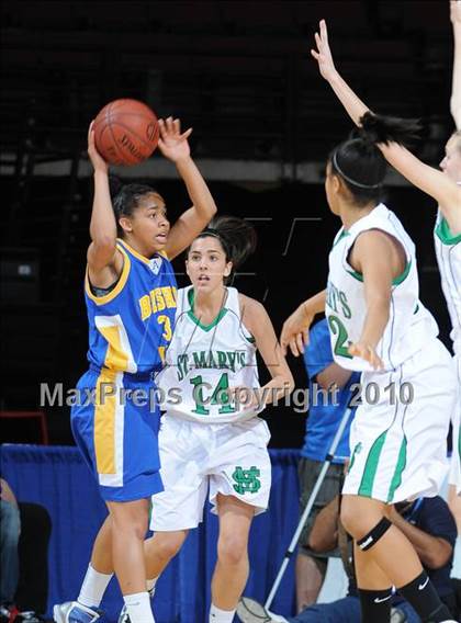 Thumbnail 3 in Bishop Amat vs. St. Mary's (CIF State D3 Final) photogallery.