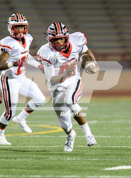 Thumbnail 1 in Cordova vs Christian Brothers (CIF SJS D3 Playoff) photogallery.