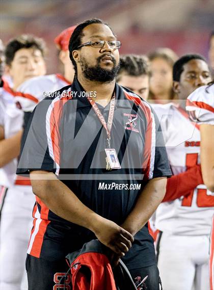 Thumbnail 3 in Cordova vs Christian Brothers (CIF SJS D3 Playoff) photogallery.