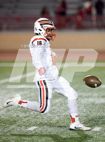 Thumbnail 1 in Cordova vs Christian Brothers (CIF SJS D3 Playoff) photogallery.