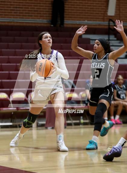 Thumbnail 3 in Notre Dame Prep vs Kellis (Salpointe Cactus Clash) photogallery.