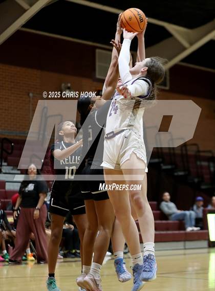 Thumbnail 2 in Notre Dame Prep vs Kellis (Salpointe Cactus Clash) photogallery.