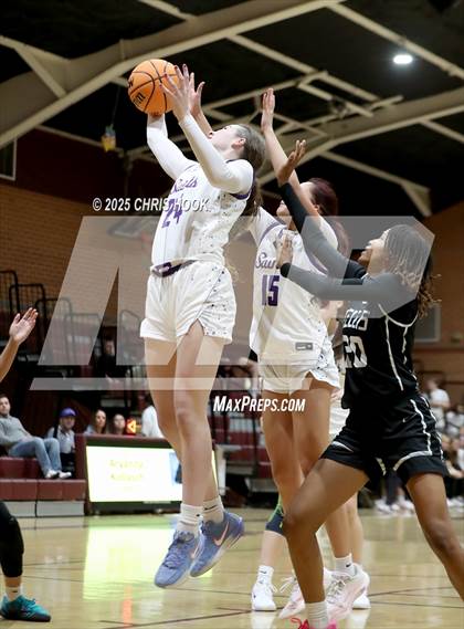 Thumbnail 2 in Notre Dame Prep vs Kellis (Salpointe Cactus Clash) photogallery.