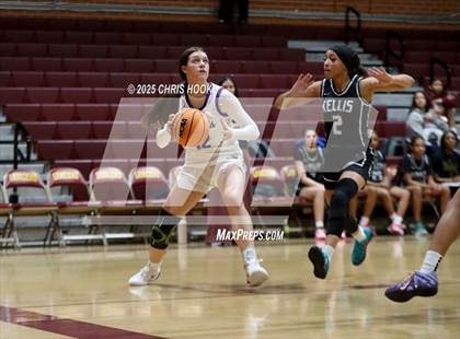 Thumbnail 2 in Notre Dame Prep vs Kellis (Salpointe Cactus Clash) photogallery.