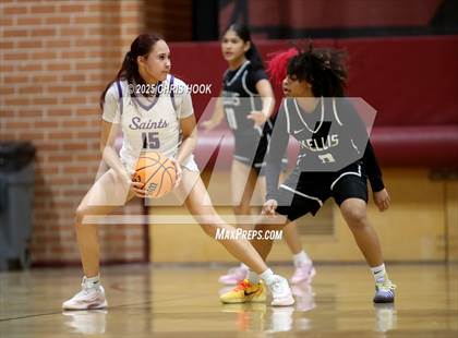 Thumbnail 2 in Notre Dame Prep vs Kellis (Salpointe Cactus Clash) photogallery.