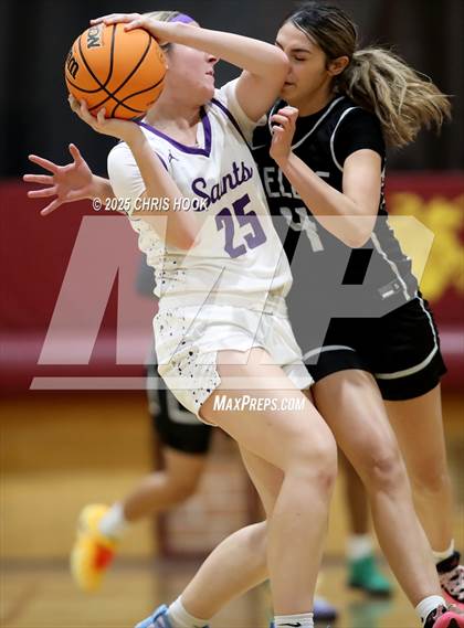 Thumbnail 2 in Notre Dame Prep vs Kellis (Salpointe Cactus Clash) photogallery.