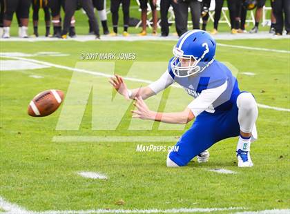 Thumbnail 3 in Bingham vs. St. Frances Academy (GEICO State Champions Bowl Series) photogallery.