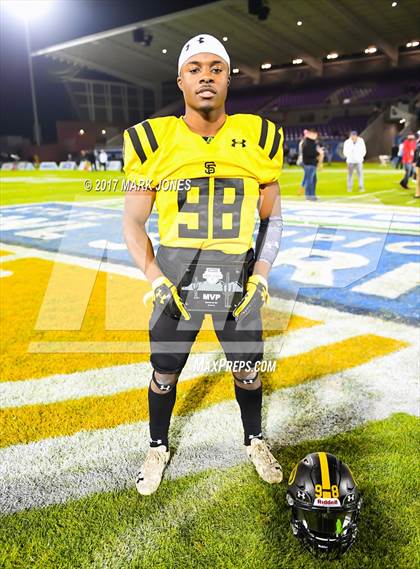 Thumbnail 3 in Bingham vs. St. Frances Academy (GEICO State Champions Bowl Series) photogallery.
