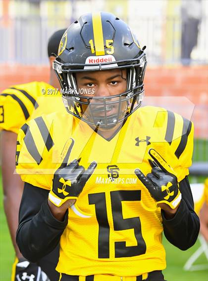 Thumbnail 1 in Bingham vs. St. Frances Academy (GEICO State Champions Bowl Series) photogallery.