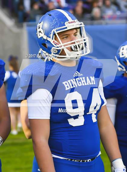 Thumbnail 1 in Bingham vs. St. Frances Academy (GEICO State Champions Bowl Series) photogallery.