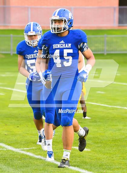 Thumbnail 1 in Bingham vs. St. Frances Academy (GEICO State Champions Bowl Series) photogallery.