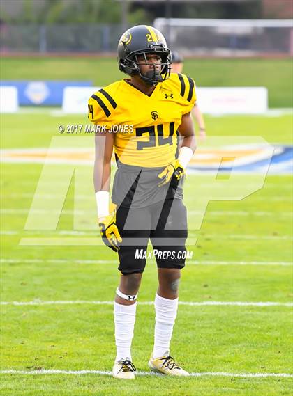 Thumbnail 3 in Bingham vs. St. Frances Academy (GEICO State Champions Bowl Series) photogallery.