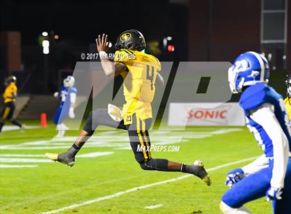 Thumbnail 3 in Bingham vs. St. Frances Academy (GEICO State Champions Bowl Series) photogallery.