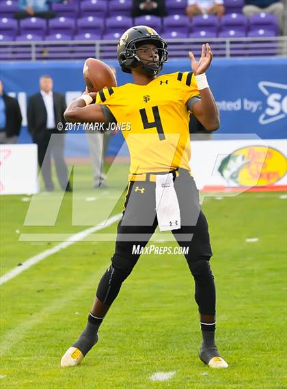 Thumbnail 1 in Bingham vs. St. Frances Academy (GEICO State Champions Bowl Series) photogallery.
