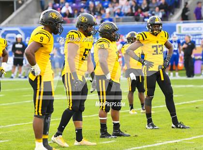 Thumbnail 3 in Bingham vs. St. Frances Academy (GEICO State Champions Bowl Series) photogallery.