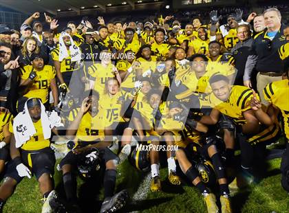 Thumbnail 3 in Bingham vs. St. Frances Academy (GEICO State Champions Bowl Series) photogallery.