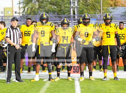 Thumbnail 3 in Bingham vs. St. Frances Academy (GEICO State Champions Bowl Series) photogallery.