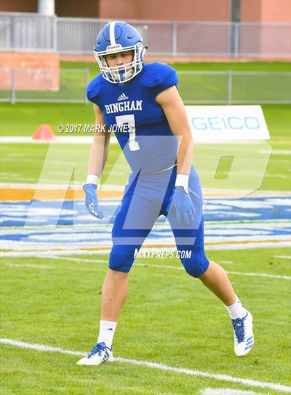 Thumbnail 3 in Bingham vs. St. Frances Academy (GEICO State Champions Bowl Series) photogallery.
