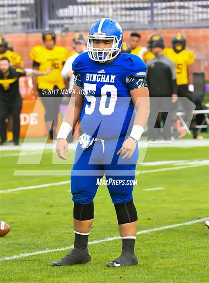 Thumbnail 3 in Bingham vs. St. Frances Academy (GEICO State Champions Bowl Series) photogallery.