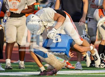Thumbnail 2 in Canyon View vs Thunderbird (Scrimmage) photogallery.