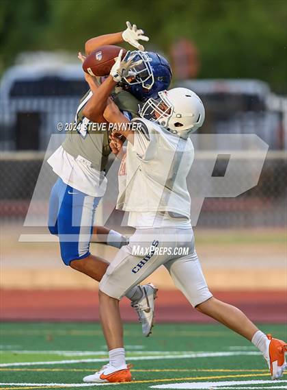Thumbnail 1 in Canyon View vs Thunderbird (Scrimmage) photogallery.