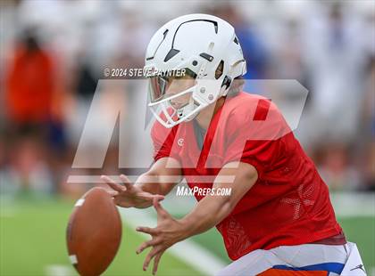 Thumbnail 1 in Canyon View vs Thunderbird (Scrimmage) photogallery.