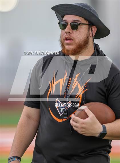 Thumbnail 2 in Canyon View vs Thunderbird (Scrimmage) photogallery.