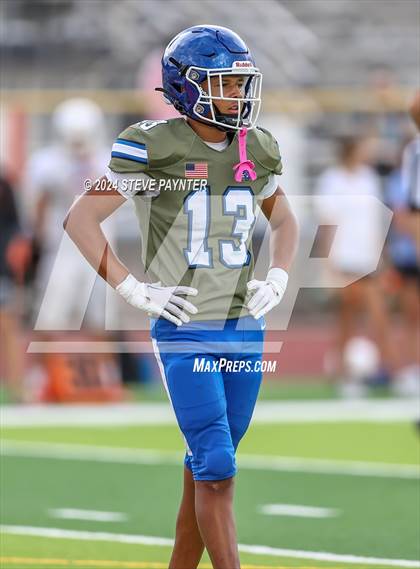 Thumbnail 2 in Canyon View vs Thunderbird (Scrimmage) photogallery.