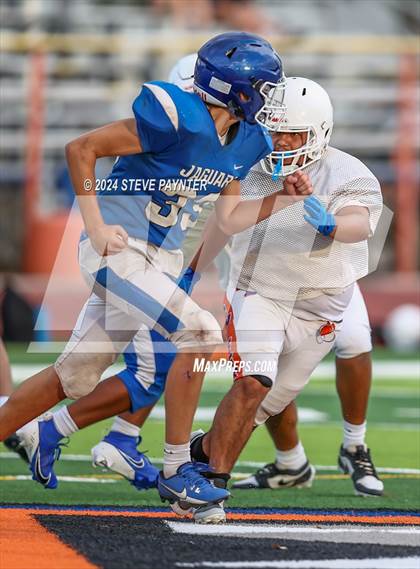 Thumbnail 3 in Canyon View vs Thunderbird (Scrimmage) photogallery.