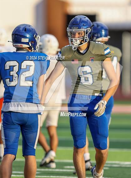 Thumbnail 1 in Canyon View vs Thunderbird (Scrimmage) photogallery.