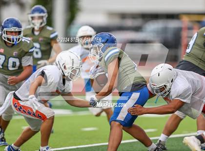 Thumbnail 3 in Canyon View vs Thunderbird (Scrimmage) photogallery.