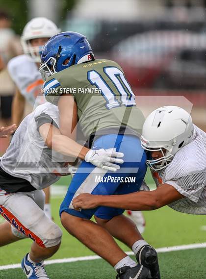 Thumbnail 1 in Canyon View vs Thunderbird (Scrimmage) photogallery.