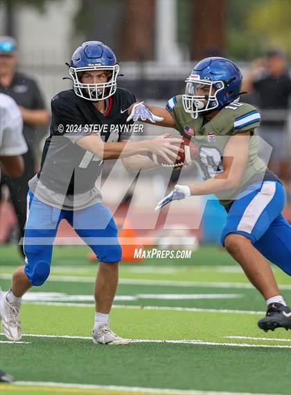 Thumbnail 3 in Canyon View vs Thunderbird (Scrimmage) photogallery.