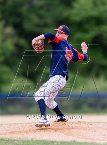 Thumbnail 2 in Walpole vs. Needham (MIAA Divison 1 South Semifinal) photogallery.