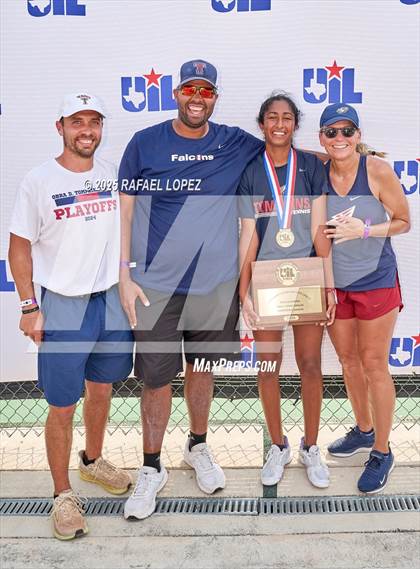 Thumbnail 1 in UIL 5A & 6A Girls Tennis Finals (Awards) photogallery.
