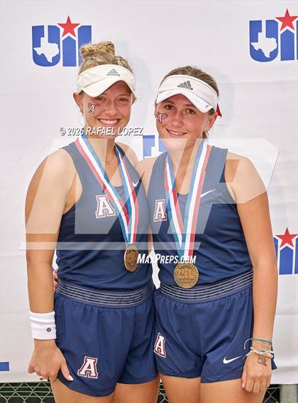 Thumbnail 2 in UIL 5A & 6A Girls Tennis Finals (Awards) photogallery.
