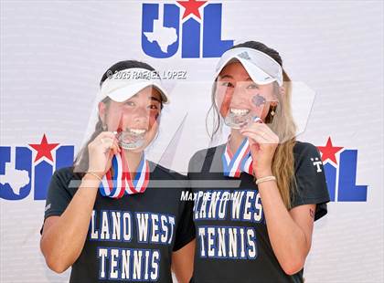 Thumbnail 1 in UIL 5A & 6A Girls Tennis Finals (Awards) photogallery.
