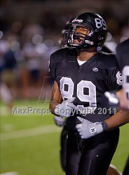 Thumbnail 3 in Steele vs. Brandeis photogallery.