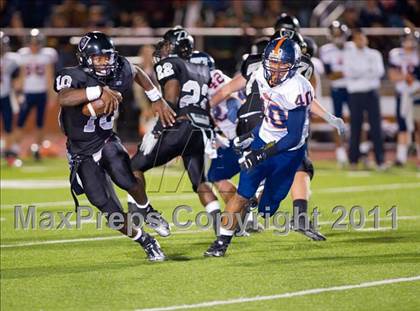Thumbnail 3 in Steele vs. Brandeis photogallery.