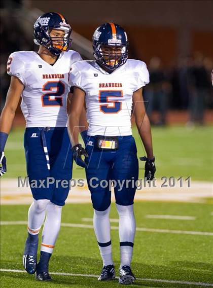 Thumbnail 3 in Steele vs. Brandeis photogallery.