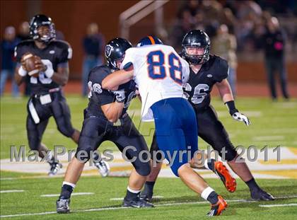 Thumbnail 1 in Steele vs. Brandeis photogallery.