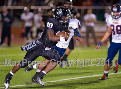 Thumbnail 1 in Steele vs. Brandeis photogallery.