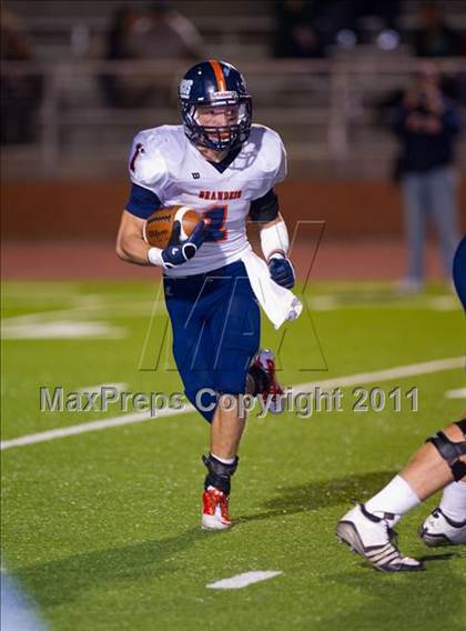 Thumbnail 2 in Steele vs. Brandeis photogallery.