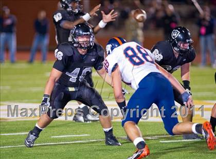 Thumbnail 3 in Steele vs. Brandeis photogallery.