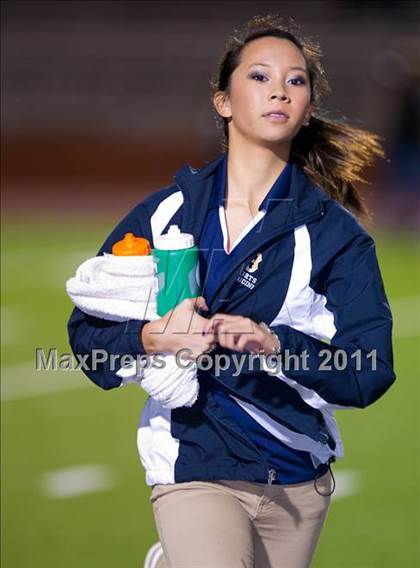 Thumbnail 2 in Steele vs. Brandeis photogallery.
